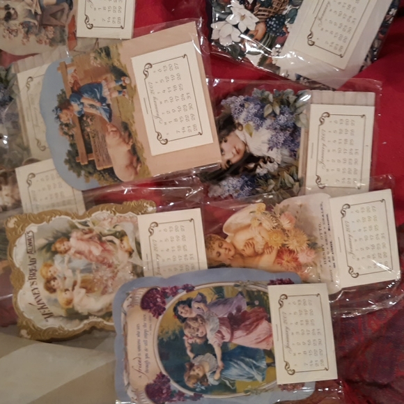 Decor - Picture 7 of 9